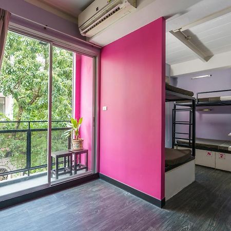 Cheqinn Hostel - Sukhumvit 4 Nana Plaza Bangkok Zewnętrze zdjęcie