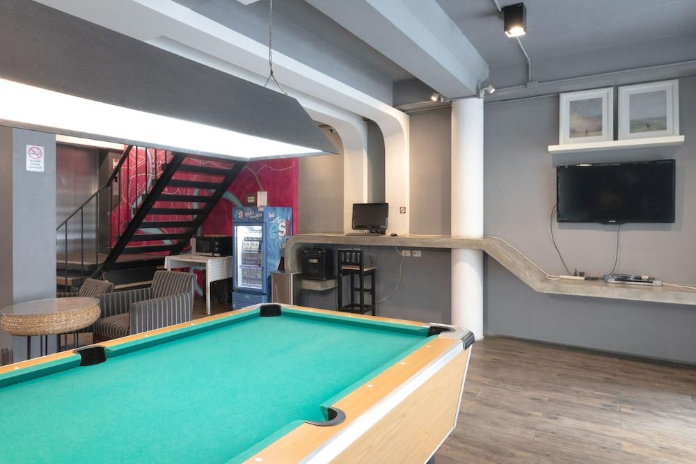 Cheqinn Hostel - Sukhumvit 4 Nana Plaza Bangkok Zewnętrze zdjęcie