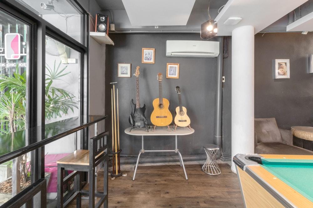 Cheqinn Hostel - Sukhumvit 4 Nana Plaza Bangkok Zewnętrze zdjęcie