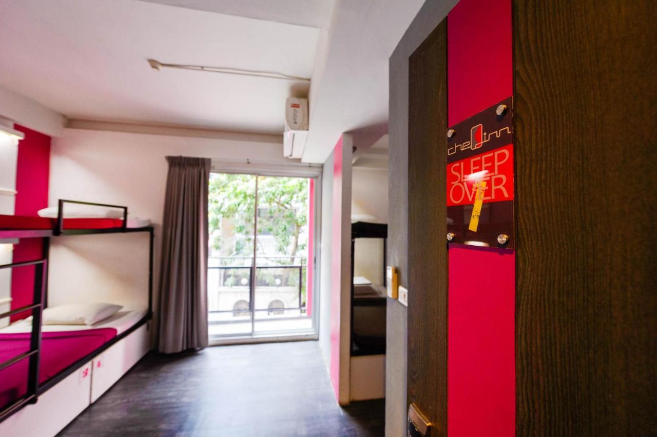 Cheqinn Hostel - Sukhumvit 4 Nana Plaza Bangkok Zewnętrze zdjęcie