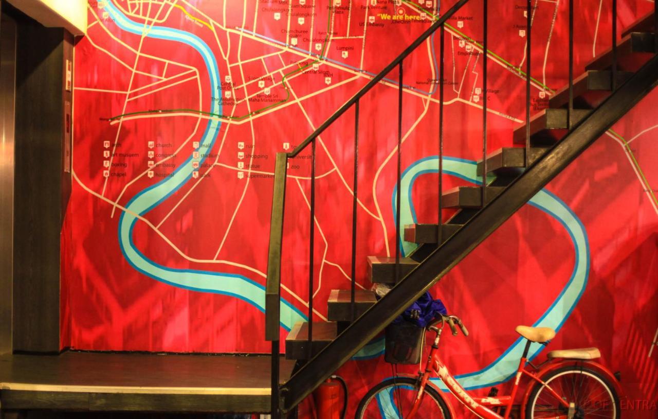Cheqinn Hostel - Sukhumvit 4 Nana Plaza Bangkok Zewnętrze zdjęcie