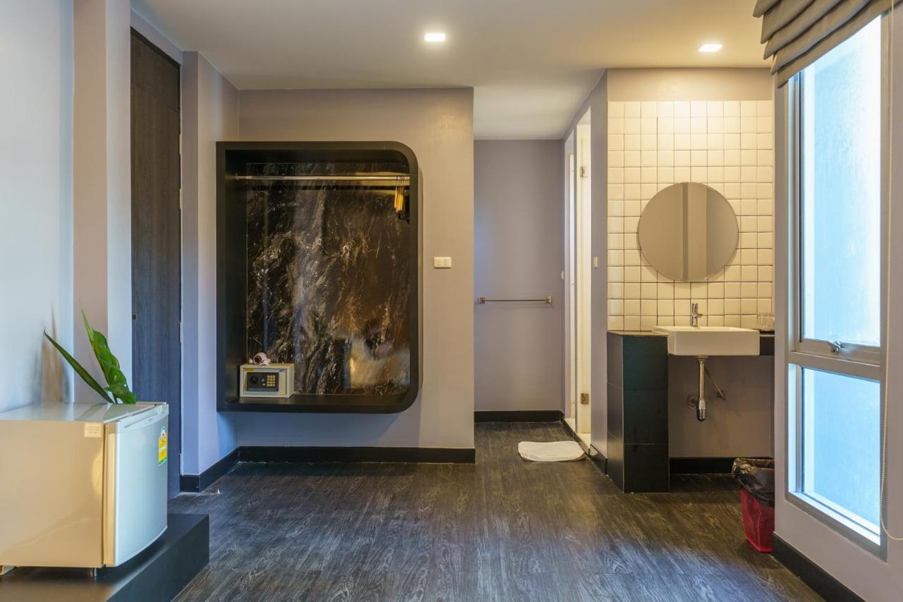 Cheqinn Hostel - Sukhumvit 4 Nana Plaza Bangkok Zewnętrze zdjęcie